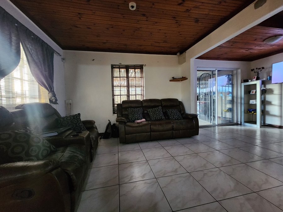 3 Bedroom Property for Sale in Malibu Village Western Cape